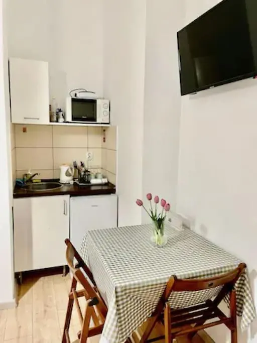 A14 Parliament Sunflower Cozy Apartment Budapest 0*,  Hungary
